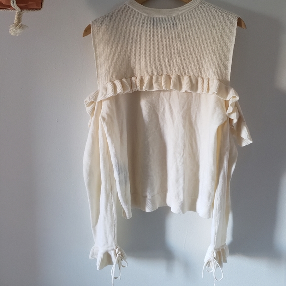 The Kooples Cold Shoulder Ruffle Merino Wool Knit flounce Sweater 3 cream large - Picture 4 of 15
